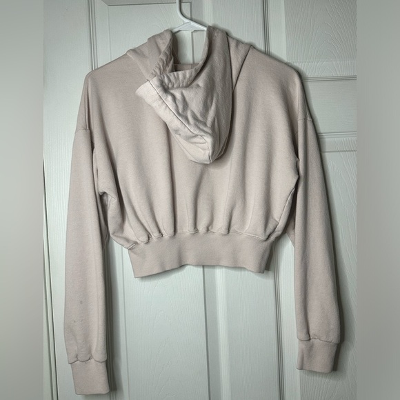 Cropped Zip Up / Forever 21 - Picture 4 of 4